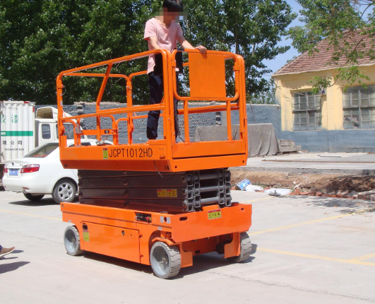 四川移动式升降平台规格与使用规范